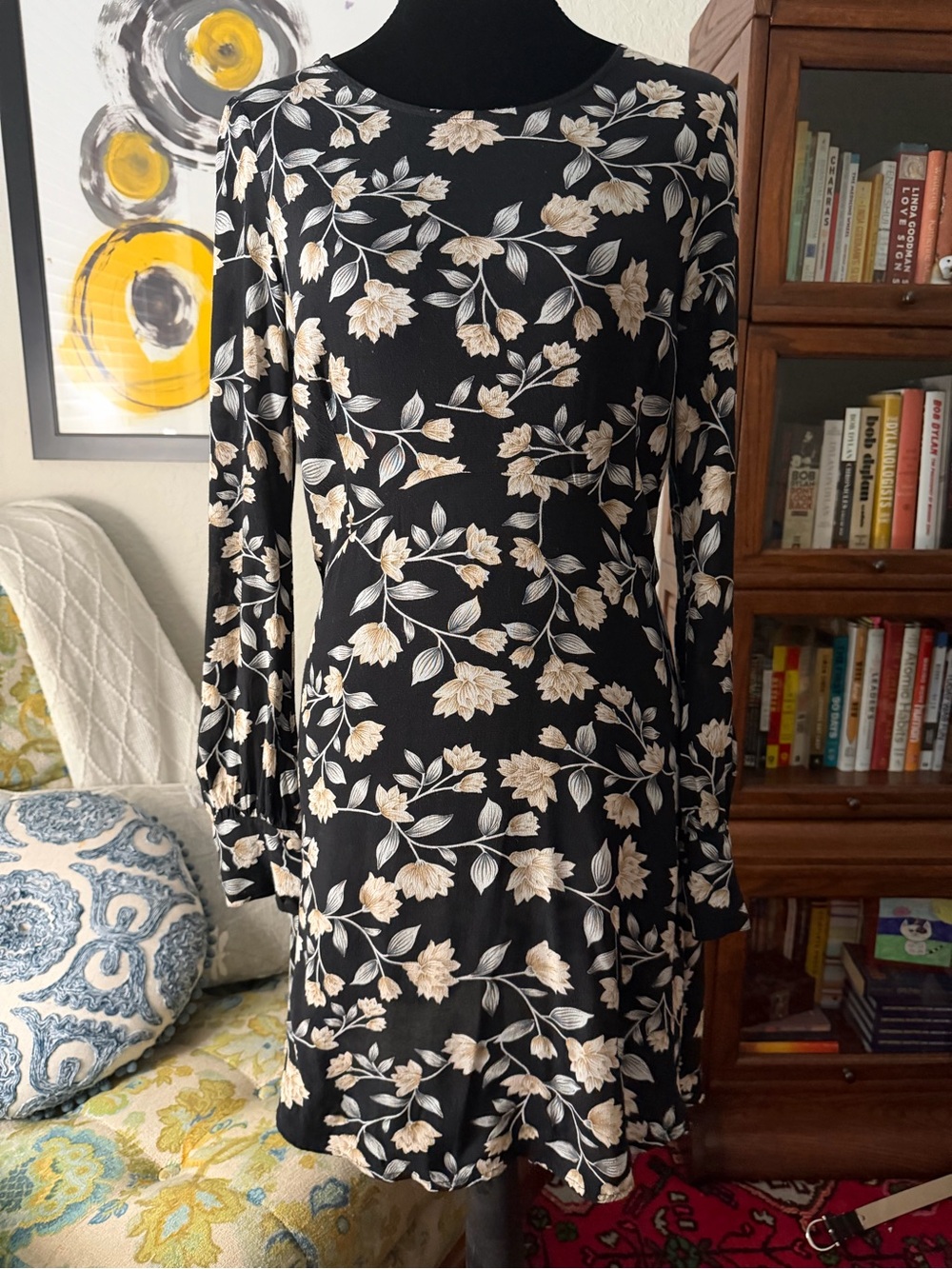 Flynn Skye Black Cream Floral Long Sleeve Mini Dress M